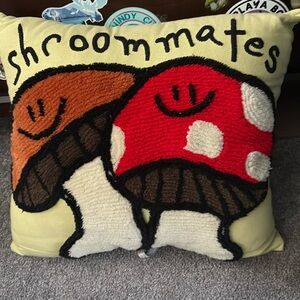 Shroom pillow